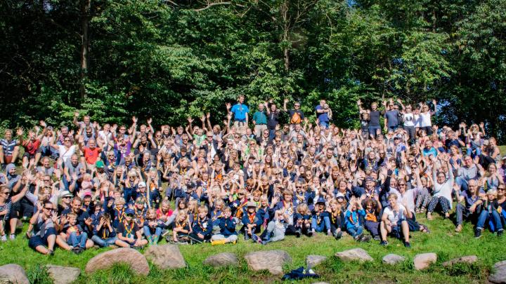 Over 200 spejdere, forældre og søskende var samlet på Colleruphus som afslutning på gruppetur 2016